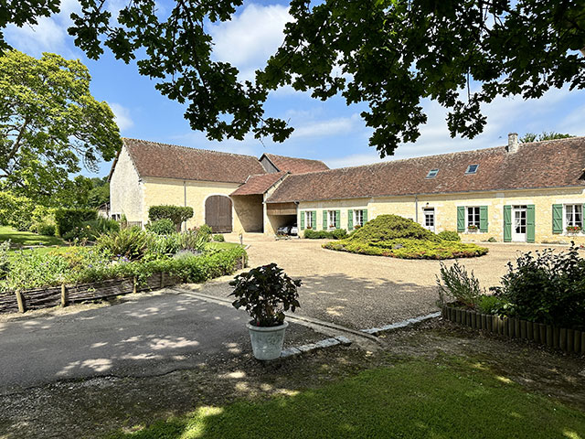 Très beau corps de ferme à vendre dans la charmante région du Perche proche Mortagne-au-Perche.