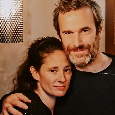 Julie& Stéphane vous accueillent dans leur maison d'hôtes La Planque en Perche à Bellou-Le-Trichard